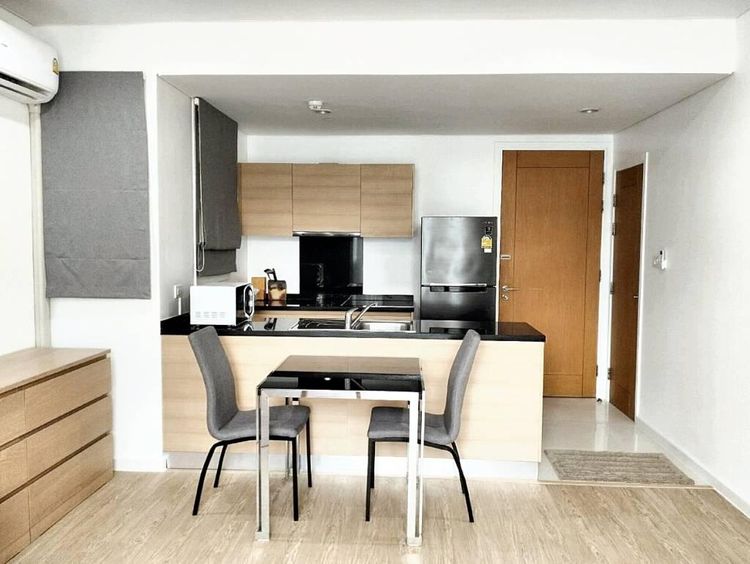 ตกแต่งครบ Major Development 53 ตร.ม. 1 ห้องนอน 1 ห้องน้ำ คอนโดสำหรับ ขายใน คลองเตยเหนือ รูปที่ 4