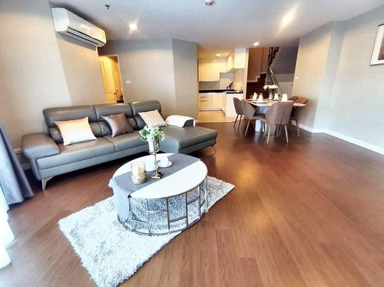 206 ตร.ม. 5 ห้องนอน 5 ห้องน้ำ คอนโดสำหรับ ขาย &amp; เช่าใน ห้วยขวาง