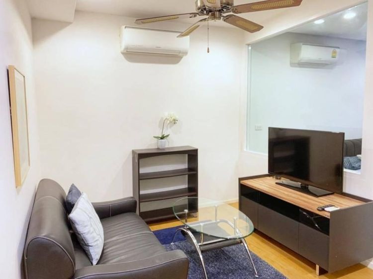 45 ตร.ม. 1 ห้องนอน 1 ห้องน้ำ คอนโดสำหรับ ขายใน คลองเตยเหนือ