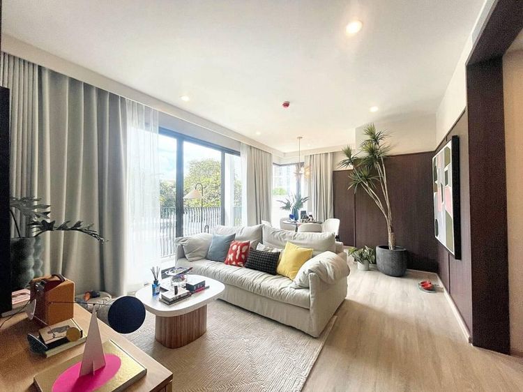 ตกแต่งครบ Sansiri 90 ตร.ม. 2 ห้องนอน 2 ห้องน้ำ คอนโดสำหรับ ขายใน บางกะปิ