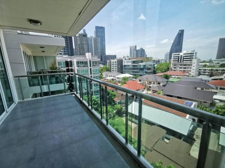 อื่นๆ 296 ตร.ม. 4 ห้องนอน 6 ห้องน้ำ คอนโดสำหรับ ขายใน คลองตัน รูปที่ 4