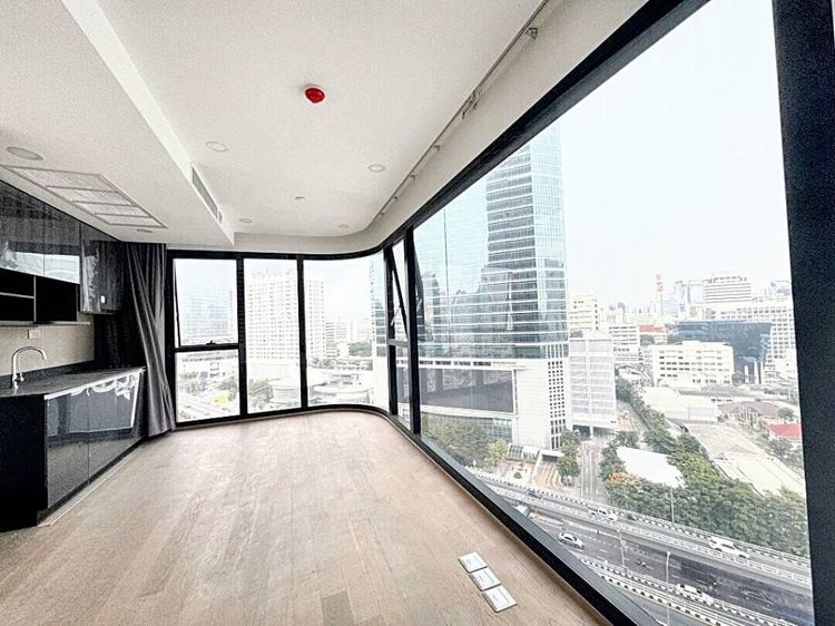 Ananda Development 63 ตร.ม. 2 ห้องนอน 2 ห้องน้ำ คอนโดสำหรับ ขายใน สี่พระยา รูปที่ 2