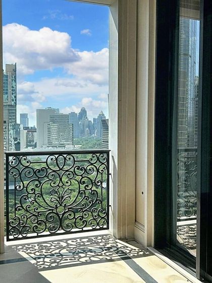 ตกแต่งครบ Sansiri 133 ตร.ม. 2 ห้องนอน 3 ห้องน้ำ คอนโดสำหรับ ขายใน ลุมพินี รูปที่ 2