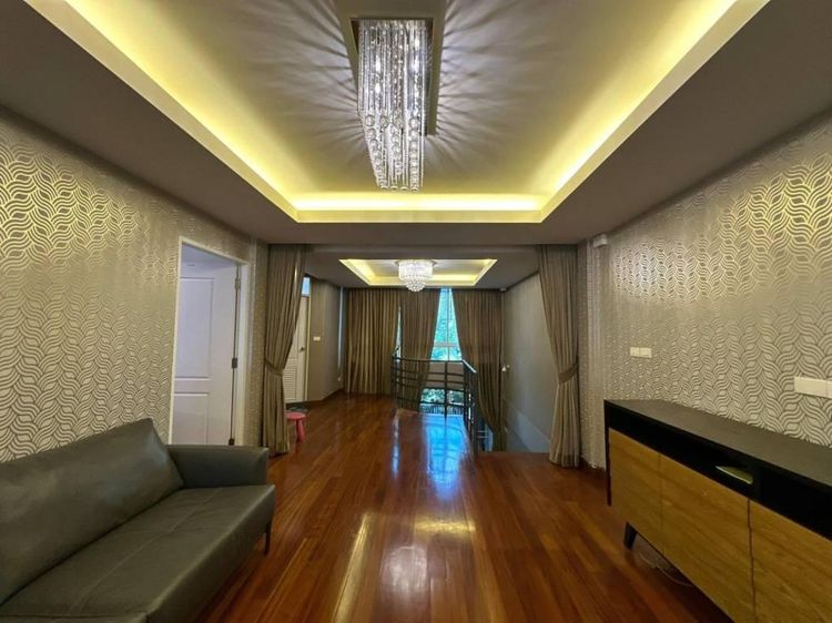 ตกแต่งครบ อื่นๆ 284 ตร.ม. 3 ห้องนอน 4 ห้องน้ำ ทาวน์เฮาส์สำหรับ ขายใน ทุ่งวัดดอน รูปที่ 3