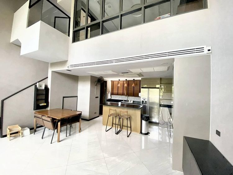 ตกแต่งครบ Ananda Development 330 ตร.ม. 3 ห้องนอน 4 ห้องน้ำ ทาวน์เฮาส์สำหรับ ขายใน ช่องนนทรี รูปที่ 3