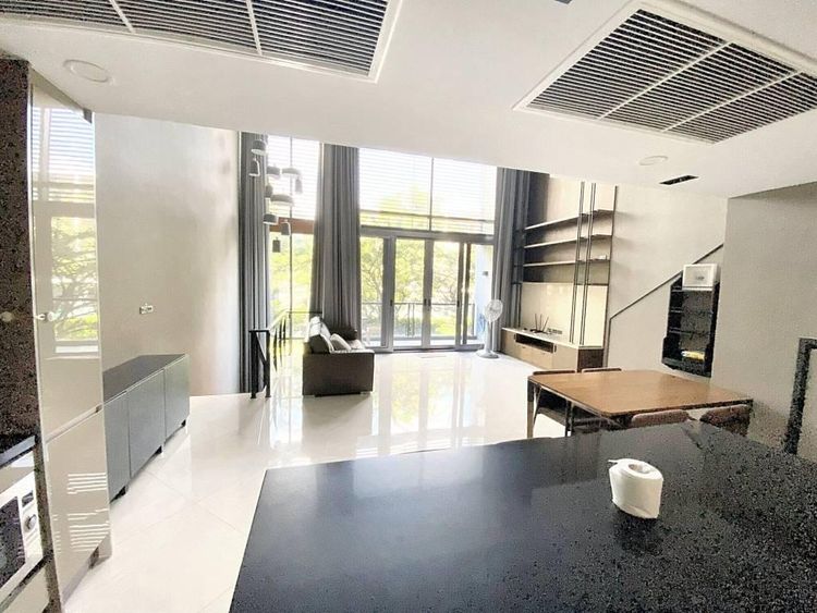 ตกแต่งครบ Ananda Development 330 ตร.ม. 3 ห้องนอน 4 ห้องน้ำ ทาวน์เฮาส์สำหรับ ขายใน ช่องนนทรี รูปที่ 2