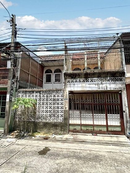 อื่นๆ 180 ตร.ม. 3 ห้องนอน 1 ห้องน้ำ ทาวน์เฮาส์สำหรับ ขายใน ทุ่งวัดดอน