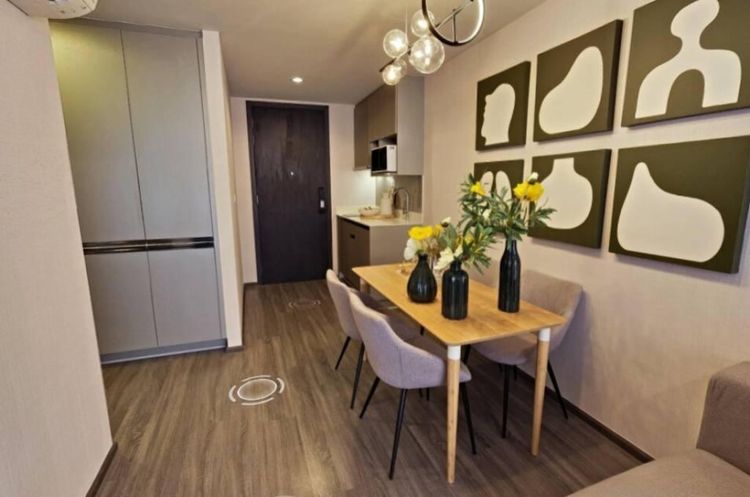 ตกแต่งครบ 2019 Ananda Development 58 ตร.ม. 2 ห้องนอน 2 ห้องน้ำ คอนโดสำหรับ ขายใน ถนนพญาไท รูปที่ 2