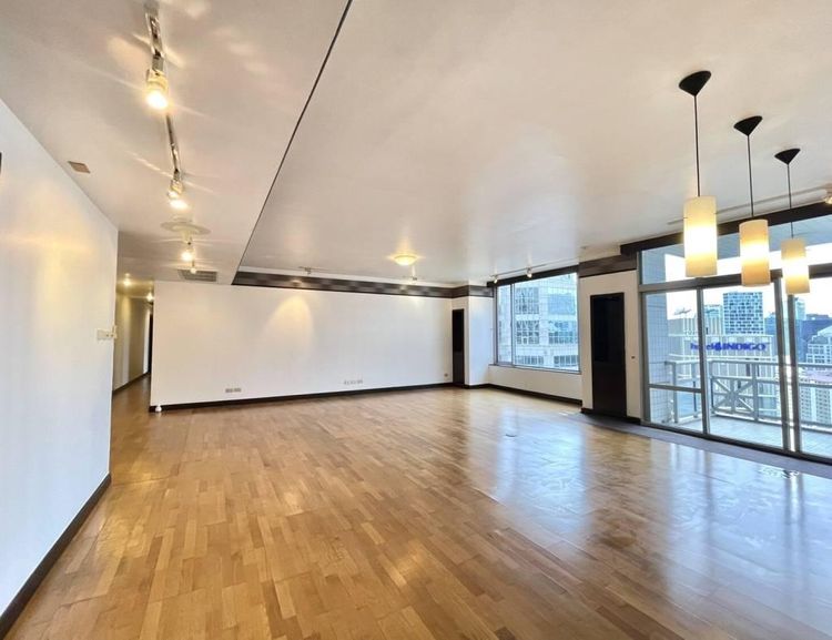 อื่นๆ 318 ตร.ม. 3 ห้องนอน 3 ห้องน้ำ คอนโดสำหรับ ขายใน ลุมพินี รูปที่ 2