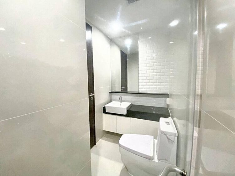 ตกแต่งครบ อื่นๆ 33 ตร.ม. 1 ห้องนอน 1 ห้องน้ำ คอนโดสำหรับ ขายใน ถนนเพชรบุรี รูปที่ 4