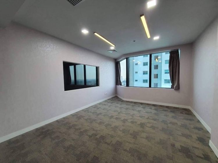 340 ตร.ม. สำนักงานสำหรับ ขายใน บางกะปิ รูปที่ 4