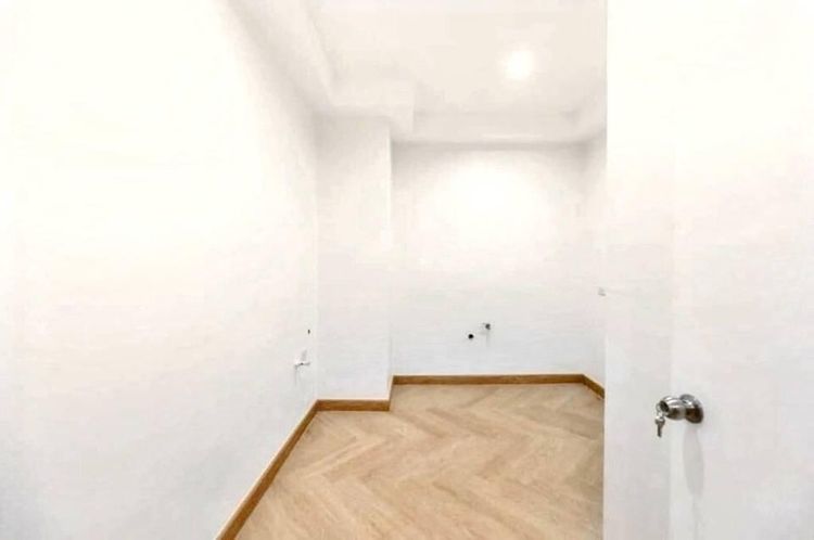 ตกแต่งครบ อื่นๆ 80 ตร.ม. 2 ห้องนอน 1 ห้องน้ำ คอนโดสำหรับ ขายใน คลองสาน รูปที่ 4