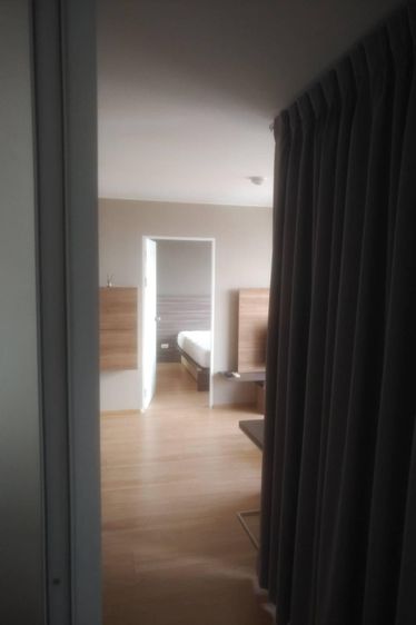 ตกแต่งครบ อื่นๆ 70 ตร.ม. 3 ห้องนอน 2 ห้องน้ำ คอนโดสำหรับ ขายใน สวนหลวง รูปที่ 2