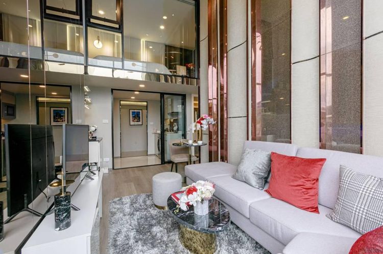 2023 อื่นๆ 1 ห้องนอนพลัส ดูเพล็กซ์ 35.31 ตร.ม โซโห แบงค็อก รัชดา