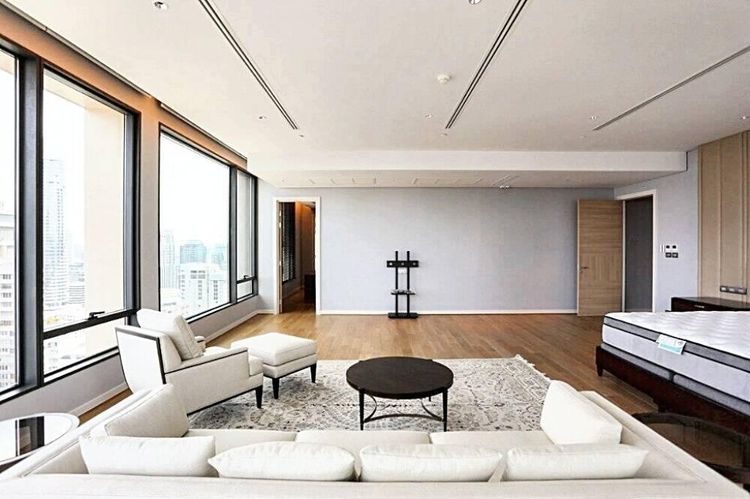 ตกแต่งครบ อื่นๆ 347 ตร.ม. 3 ห้องนอน 4 ห้องน้ำ คอนโดสำหรับ ขายใน ลุมพินี รูปที่ 4