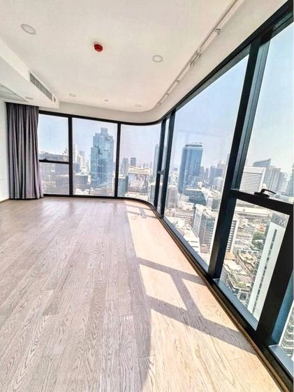 Ananda Development 58 ตร.ม. 2 ห้องนอน 1 ห้องน้ำ คอนโดสำหรับ ขายใน สี่พระยา รูปที่ 2