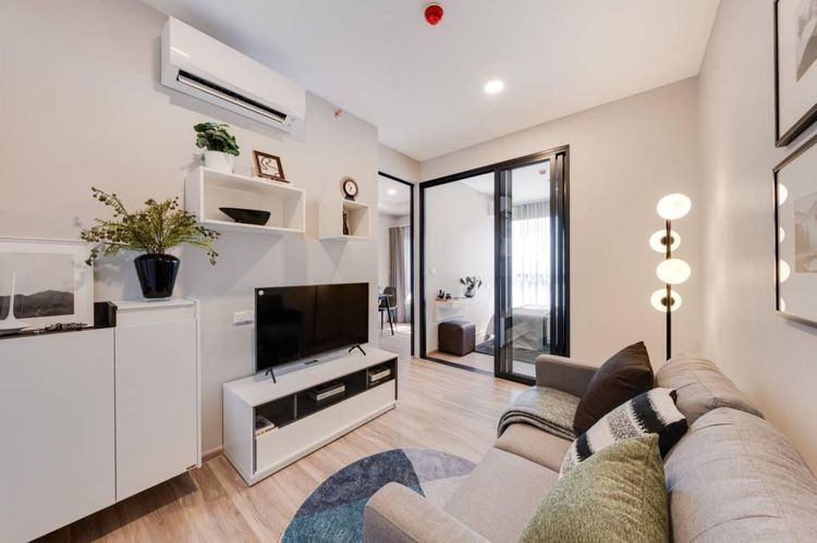 ตกแต่งครบ 2022 อื่นๆ 34 ตร.ม. 1 ห้องนอน 1 ห้องน้ำ คอนโดสำหรับ ขายใน ห้วยขวาง รูปที่ 2