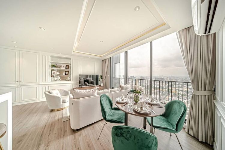 ตกแต่งครบ อื่นๆ 116 ตร.ม. 2 ห้องนอน 2 ห้องน้ำ คอนโดสำหรับ ขายใน คลองตันเหนือ