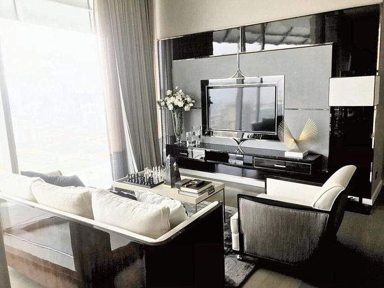 ตกแต่งครบ อื่นๆ 83 ตร.ม. 2 ห้องนอน 2 ห้องน้ำ คอนโดสำหรับ ขายใน ลุมพินี รูปที่ 2