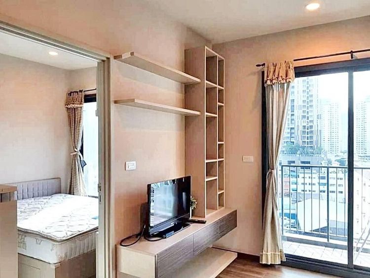 32 ตร.ม. 1 ห้องนอน 1 ห้องน้ำ คอนโดสำหรับ ขายใน สามเสนใน