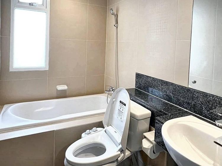 ตกแต่งครบ อื่นๆ 68 ตร.ม. 2 ห้องนอน 2 ห้องน้ำ คอนโดสำหรับ ขายใน คลองเตยเหนือ รูปที่ 4