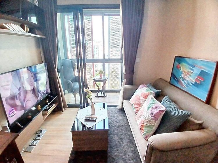 ตกแต่งครบ Sansiri 45 ตร.ม. 1 ห้องนอน 1 ห้องน้ำ คอนโดสำหรับ ขาย &amp; เช่าใน คลองตันเหนือ รูปที่ 2