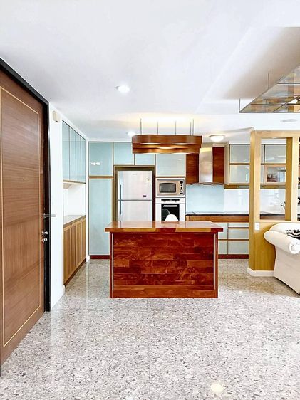 ตกแต่งครบ อื่นๆ 102 ตร.ม. 2 ห้องนอน 1 ห้องน้ำ คอนโดสำหรับ ขายใน คลองตันเหนือ รูปที่ 4