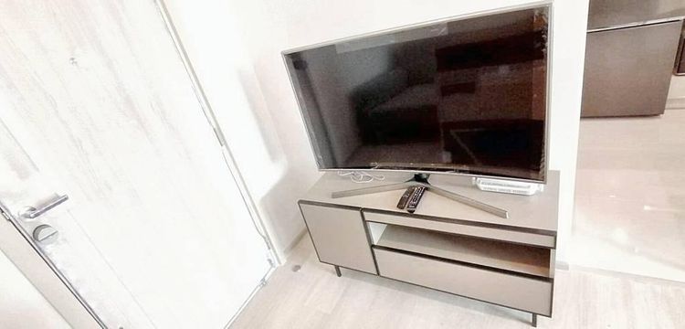 ตกแต่งครบ AP (Thailand) 35 ตร.ม. 1 ห้องนอน 1 ห้องน้ำ คอนโดสำหรับ ขาย &amp; เช่าใน ลุมพินี รูปที่ 4