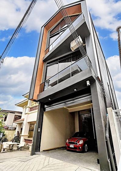 200 ตร.ม. 2 ห้องนอน 3 ห้องน้ำ ทาวน์เฮาส์สำหรับ ขายใน บางโพงพาง