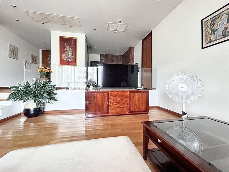 ตกแต่งครบ Raimon Land 150 ตร.ม. 2 ห้องนอน 2 ห้องน้ำ คอนโดสำหรับ ขายใน คลองเตย รูปที่ 4