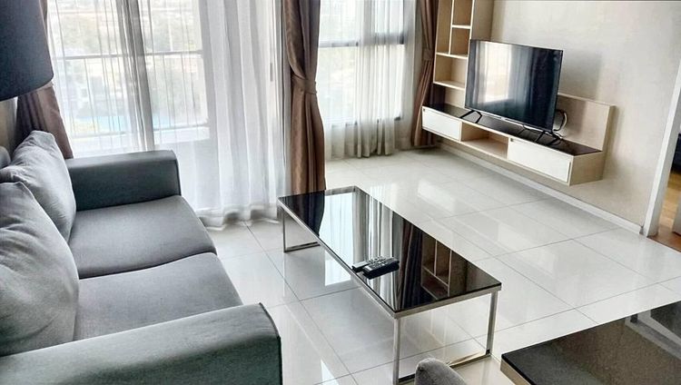 ตกแต่งครบ อื่นๆ 44 ตร.ม. 1 ห้องนอน 1 ห้องน้ำ คอนโดสำหรับ ขายใน คลองตันเหนือ รูปที่ 2