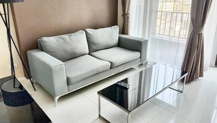 ตกแต่งครบ อื่นๆ 44 ตร.ม. 1 ห้องนอน 1 ห้องน้ำ คอนโดสำหรับ ขายใน คลองตันเหนือ