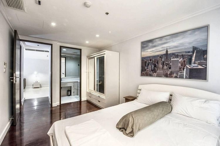 ตกแต่งครบ 2010 อื่นๆ 125 ตร.ม. 2 ห้องนอน 2 ห้องน้ำ คอนโดสำหรับ ขายใน คลองเตยเหนือ รูปที่ 4