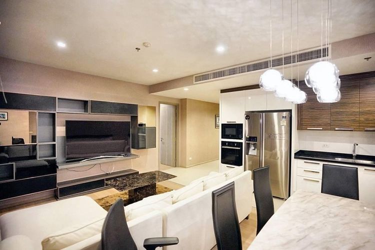 ตกแต่งครบ Sansiri 100 ตร.ม. 2 ห้องนอน 2 ห้องน้ำ คอนโดสำหรับ ขายใน คลองเตยเหนือ รูปที่ 4