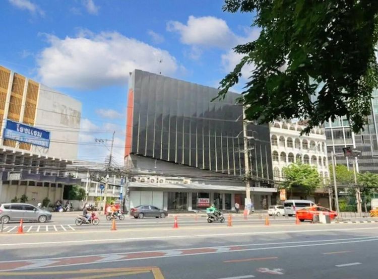 1,750 ตร.ม. อาคารสำหรับ ขาย &amp; เช่าใน สามเสนใน