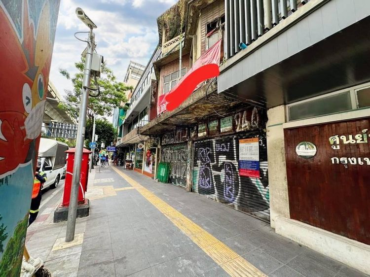 218 ตร.ม. อาคารสำหรับ ขาย &amp; เช่าใน คลองตัน รูปที่ 2