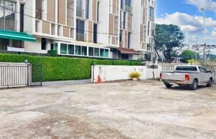 1,408 ตร.ม.ที่ดินสำหรับ ขายใน คลองเตยเหนือ รูปที่ 3