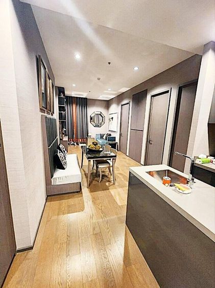 ตกแต่งครบ อื่นๆ 85 ตร.ม. 3 ห้องนอน 2 ห้องน้ำ คอนโดสำหรับ ขายใน สีลม