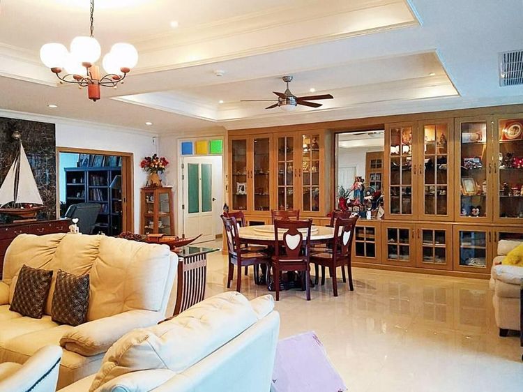 ตกแต่งครบ อื่นๆ 312 ตร.ม. 3 ห้องนอน 4 ห้องน้ำ คอนโดสำหรับ ขายใน บางโพงพาง รูปที่ 2