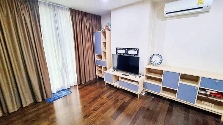 ตกแต่งครบ อื่นๆ 42 ตร.ม. 1 ห้องนอน 1 ห้องน้ำ คอนโดสำหรับ ขายใน จอมพล รูปที่ 2