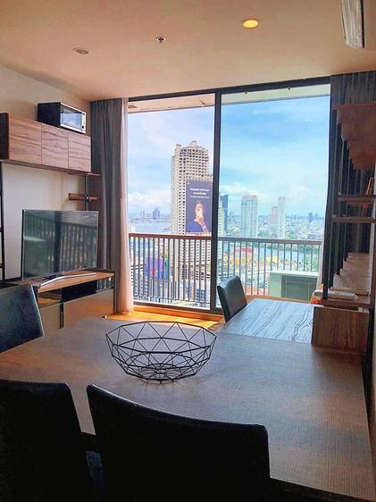 68 ตร.ม. 2 ห้องนอน 2 ห้องน้ำ คอนโดสำหรับ ขายใน สีลม