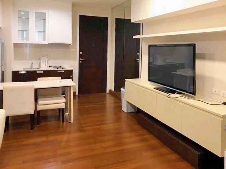 ตกแต่งครบ อื่นๆ 43 ตร.ม. 1 ห้องนอน 1 ห้องน้ำ คอนโดสำหรับ ขายใน คลองตันเหนือ รูปที่ 2