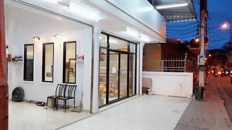 192 ตร.ม. 13 ห้องนอน อาคารสำหรับ ขายใน จันทรเกษม รูปที่ 4