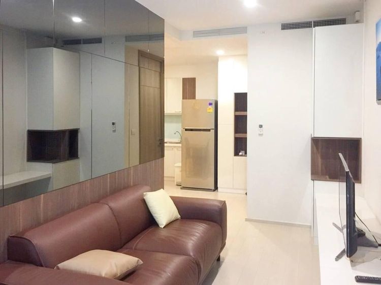 ตกแต่งครบ Noble Development 52 ตร.ม. 1 ห้องนอน 1 ห้องน้ำ คอนโดสำหรับ ขายใน ลุมพินี รูปที่ 2