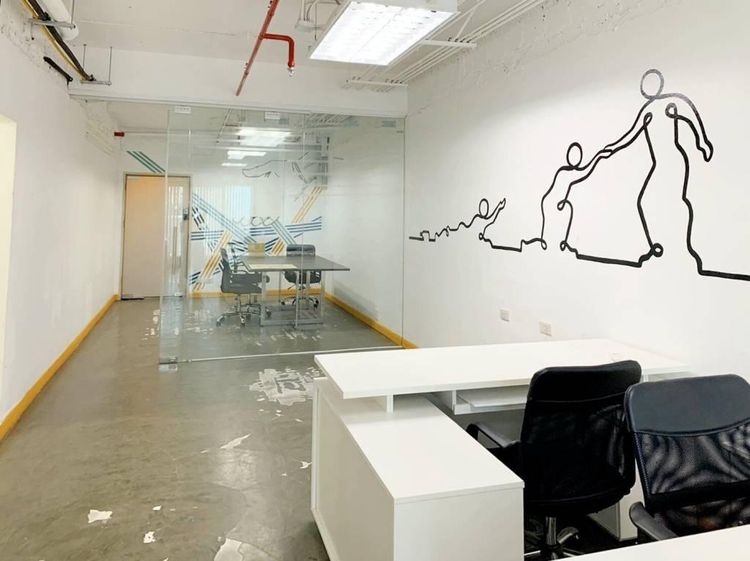 77 ตร.ม. สำนักงานสำหรับ ขาย &amp; เช่าใน สีลม รูปที่ 4