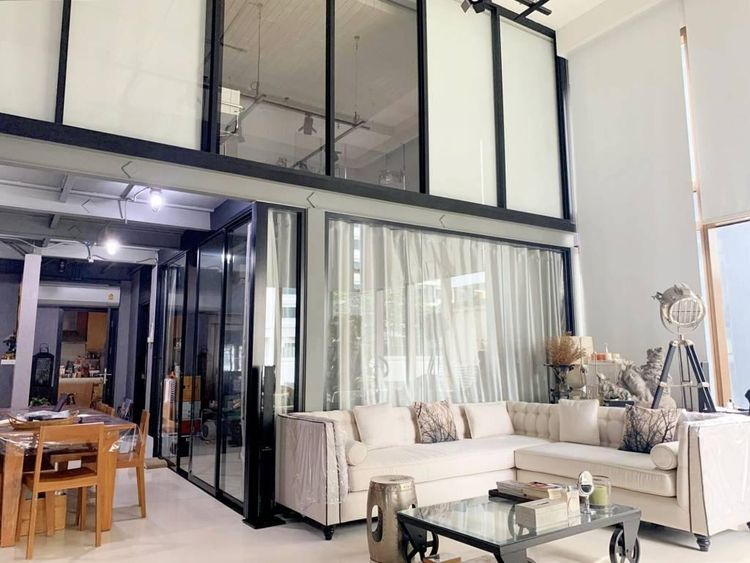 ตกแต่งครบ อื่นๆ 165 ตร.ม. 3 ห้องนอน 2 ห้องน้ำ คอนโดสำหรับ ขาย &amp; เช่าใน คลองตัน รูปที่ 2