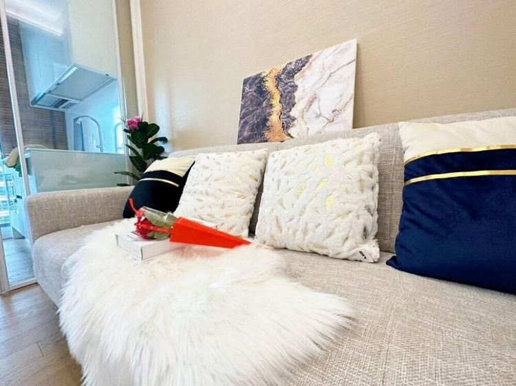 ตกแต่งครบ 2018 อื่นๆ 31 ตร.ม. 1 ห้องนอน 1 ห้องน้ำ คอนโดสำหรับ ขายใน จอมพล