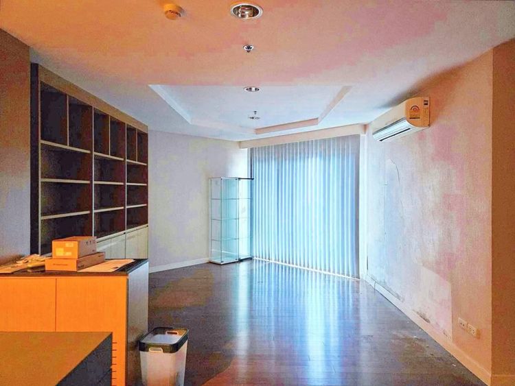 อื่นๆ 68 ตร.ม. 2 ห้องนอน 1 ห้องน้ำ คอนโดสำหรับ ขายใน ห้วยขวาง