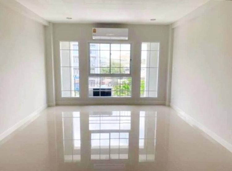 233 ตร.ม. อาคารสำหรับ ขายใน บางนา รูปที่ 3