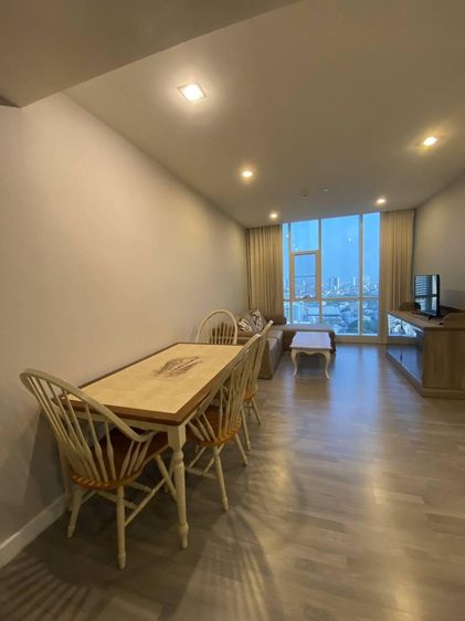 ตกแต่งครบ Land and Houses 78 ตร.ม. 2 ห้องนอน 2 ห้องน้ำ คอนโดสำหรับ ขายใน สีลม รูปที่ 2